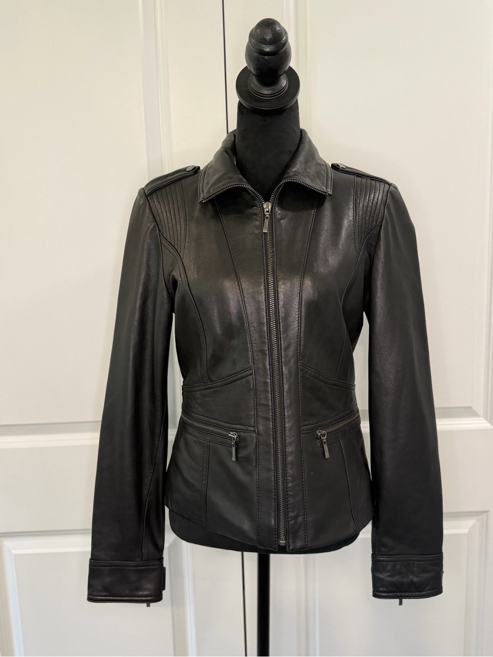 Kenneth Cole Reaction Women’s Black Leather Moto Jacket Size Medium